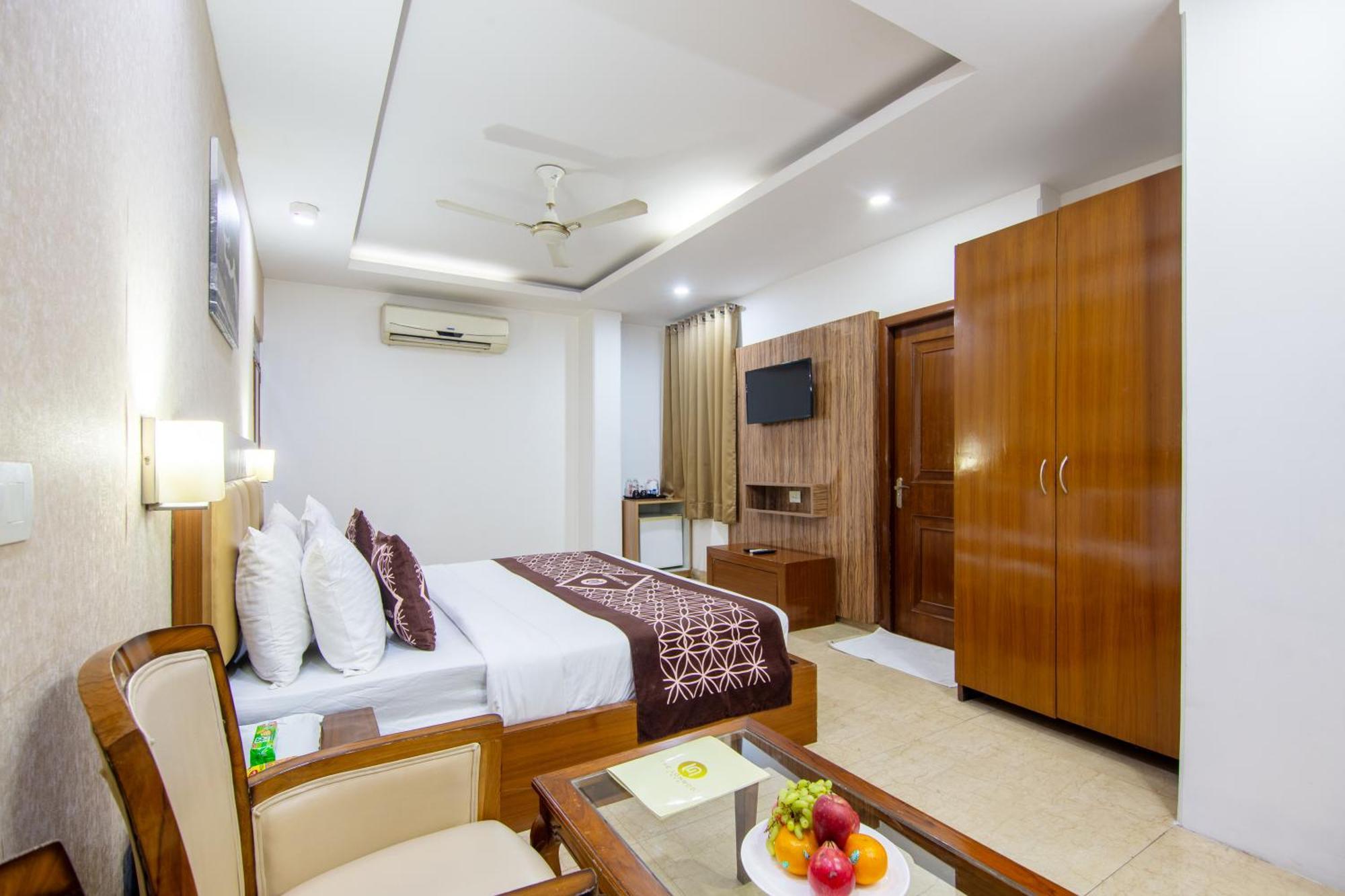 Hotel Lohmod At National Highway 8 - Free Airport Transffer Nueva Delhi Exterior foto