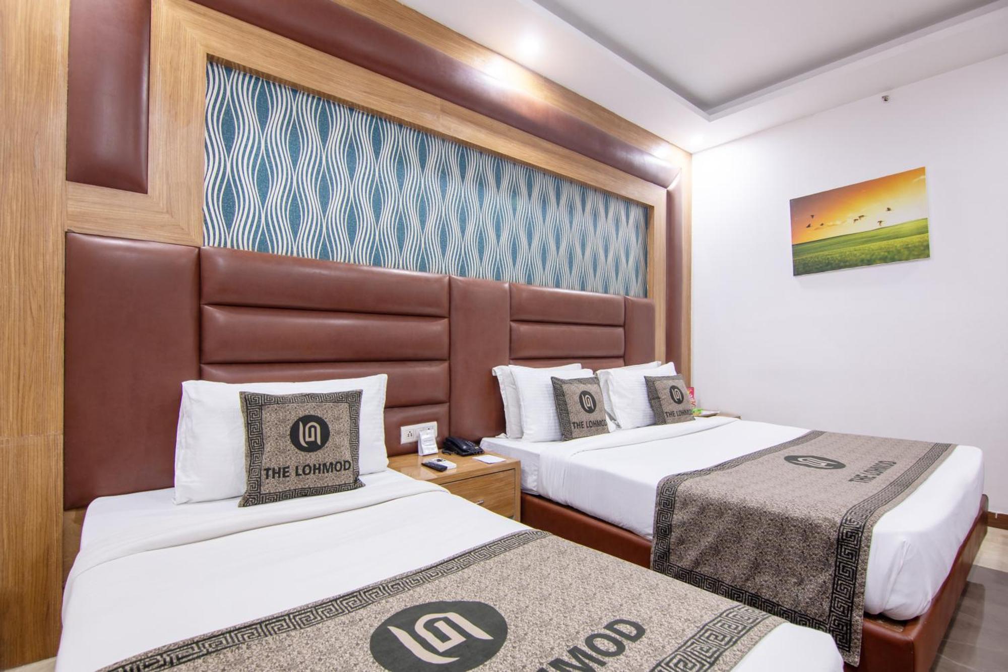 Hotel Lohmod At National Highway 8 - Free Airport Transffer Nueva Delhi Exterior foto